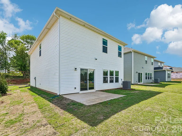 1852 Wrenley Dr — Photo 38