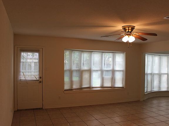 3rd image of 16622 David Glen Dr