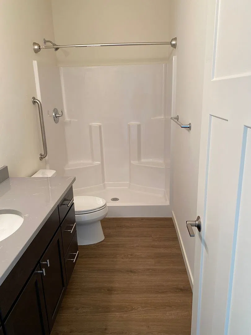Beautiful 1 Bedroom Apartment in Bozeman Heated Garage! — Photo 1