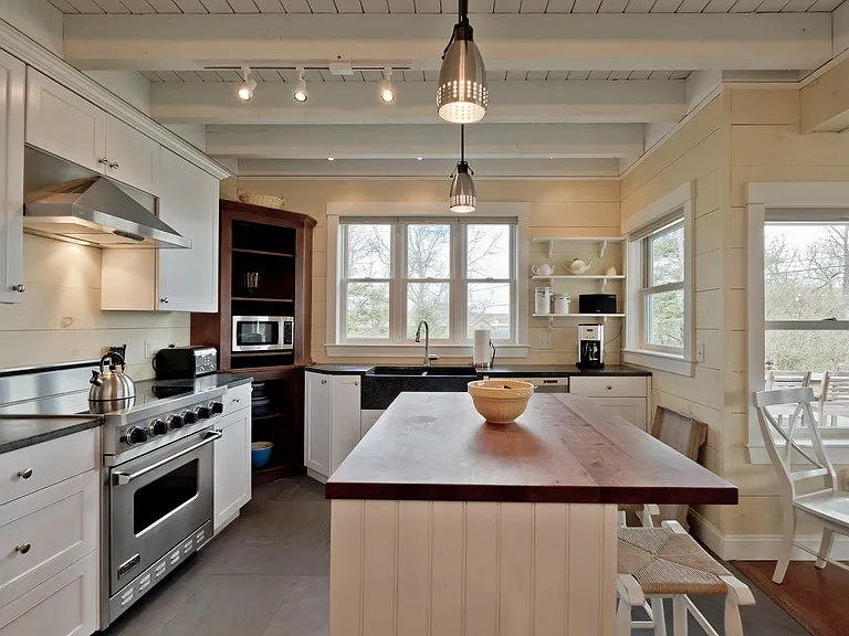 2 Tucker Ln — Photo 14