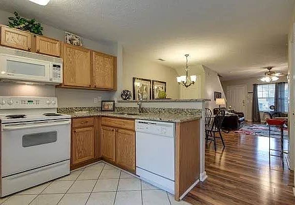 2nd image of 674 Flintlock Ct