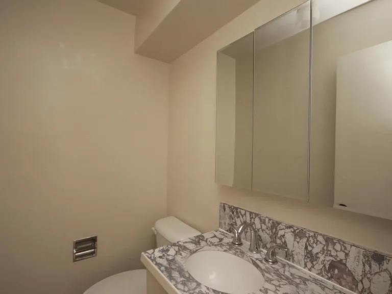 1600 W Huntington Dr #2A — Photo 16