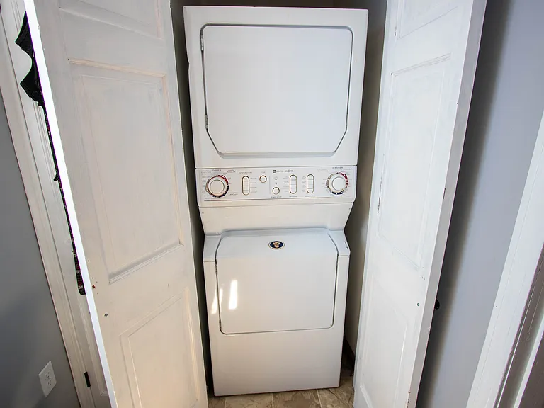 62 Thorndike St — Photo 10