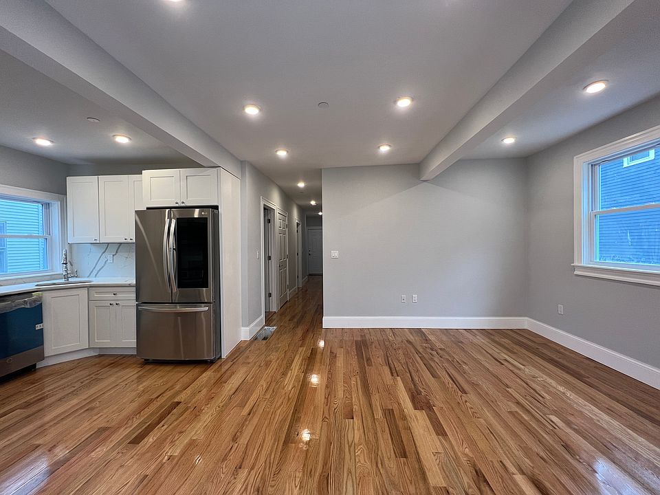 1st image of 158 Morrison Ave #1