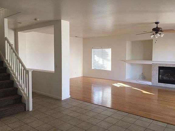 3rd image of 2642 Blackwood Ave