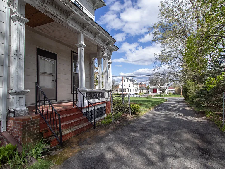 1851 Northampton St #1L — Photo 50