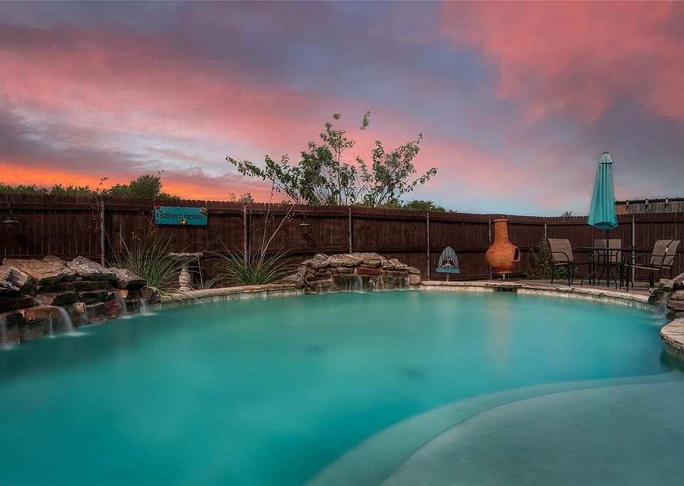 1st image of 3677 El Dorado Dr