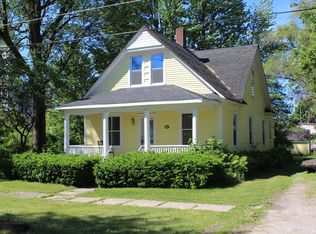 319 Walnut St, Carrollton, MI 48724