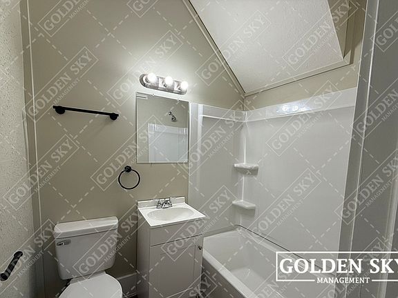 4th image of 1224 E Main St Unit 4