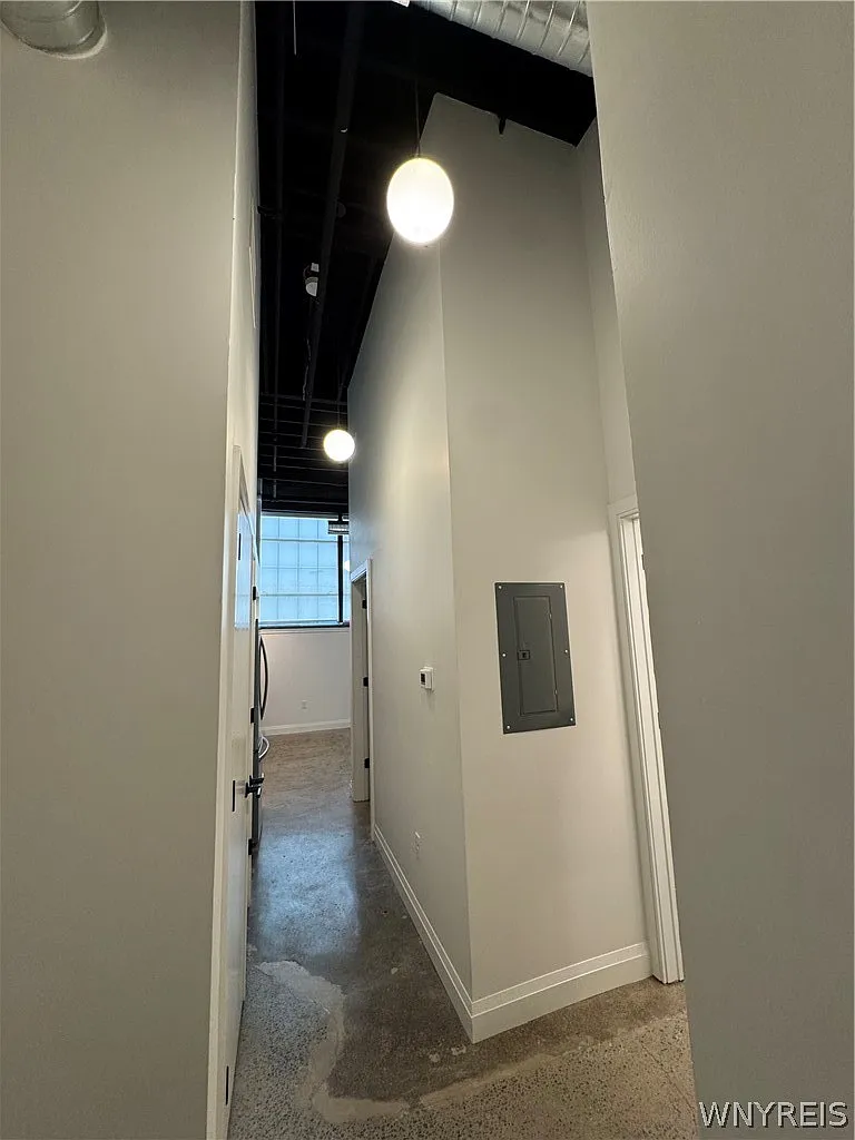 Building Photo - 1786 Main St #115