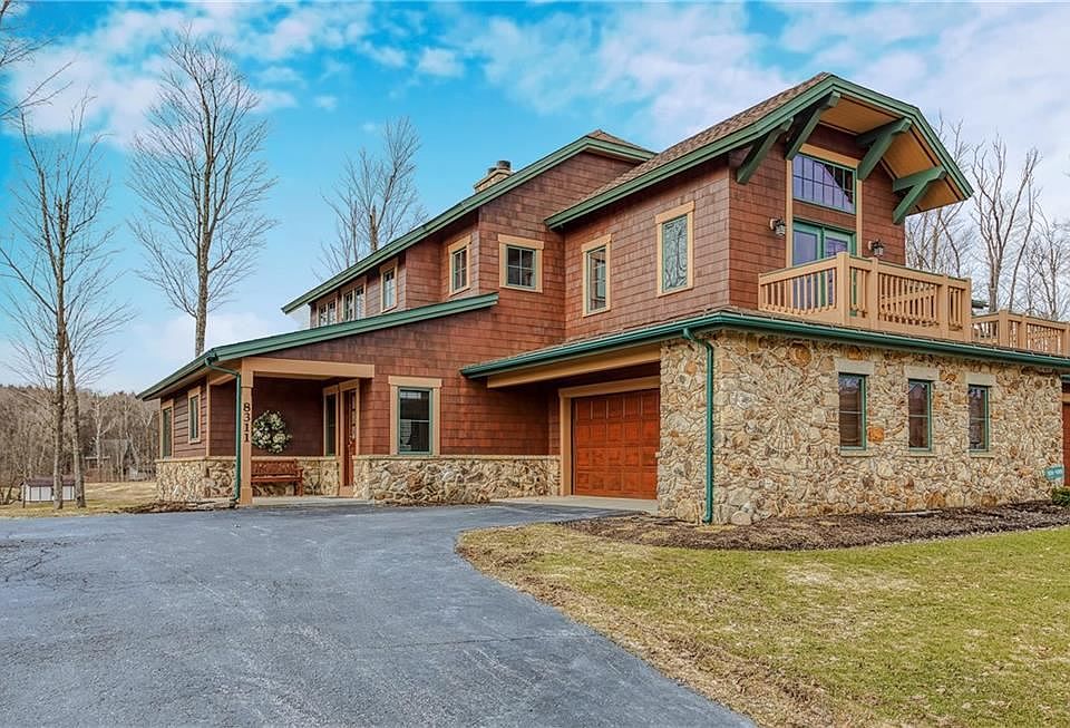 1st image of 8311 Canterbury Dr