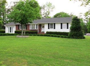 416 Evanrude Ln, Sandston, VA 23150