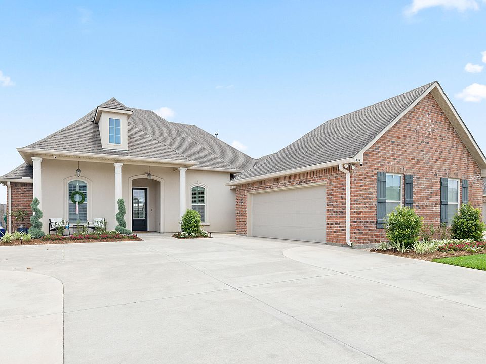 1st image of 307 Brianna Ln