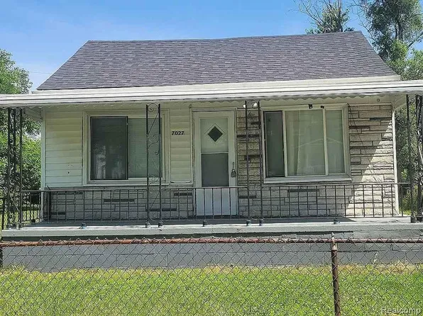 7027 Chalmers Ave, Warren, MI 48091