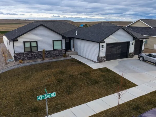 201 42nd Ave NE, Great Falls, MT 59404