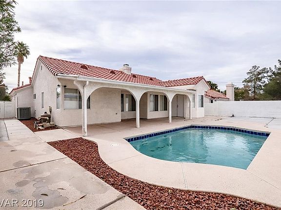 2nd image of 8130 Fox Tail Way