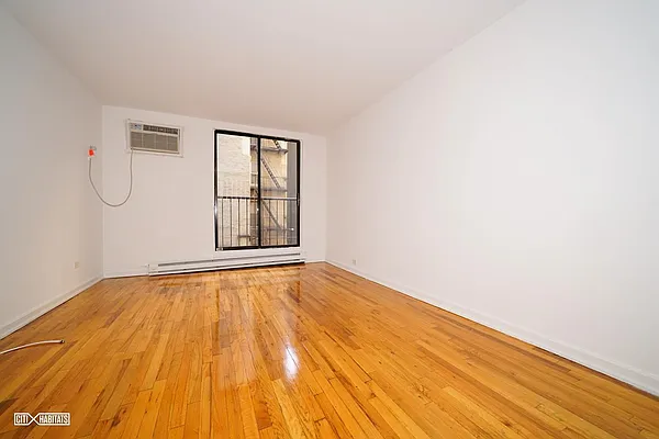 Rented by Citi Habitats | media 23