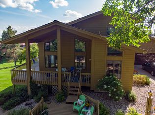 101 Fairway Ln, Bismarck, ND 58501