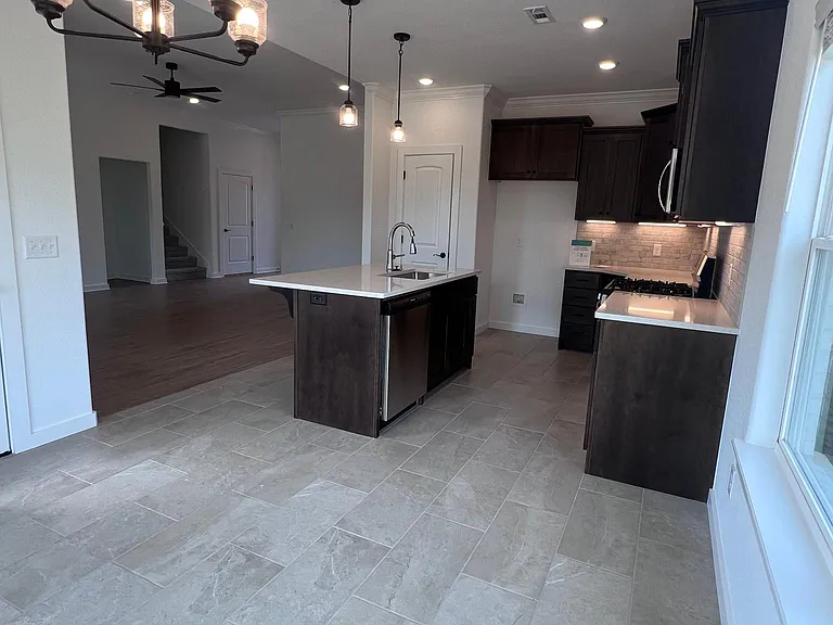 441 Willow Dr — Photo 7