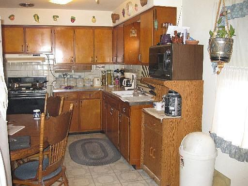 2nd image of 1614 N Monticello Ave