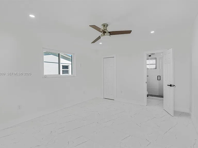 2901 SW 92nd Ave — Photo 22