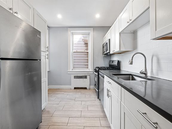 3rd image of 292 Harrison Ave APT B3