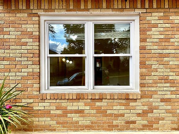 3rd image of 39 Niles Pl #1