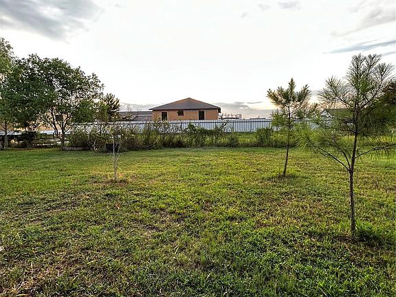 4th image of 1188 Road 5607