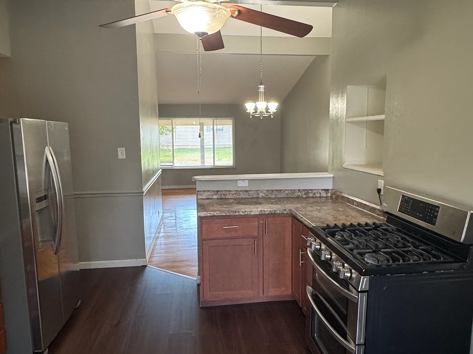3 bed, 1123 sqft, $1,695 — Photo 4
