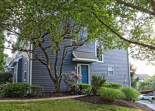 102 Whistling Swan Ln Photo 1