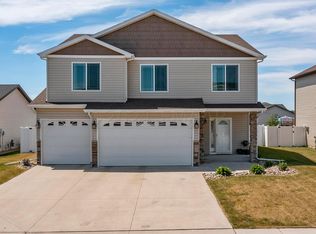 3014 3rd St E, West Fargo, ND 58078