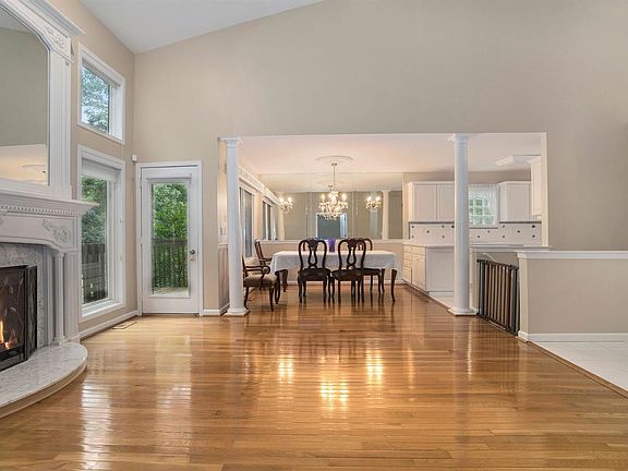 2nd image of 165 Kingsbrook Ave