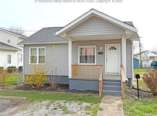 728 Spring St, Saint Albans, WV 25177