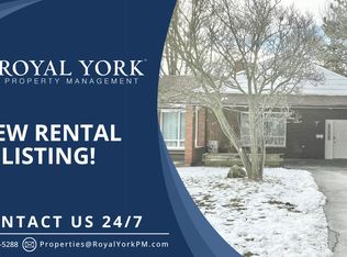 4 Oakridge Ave #2, Saint Catharines, ON L2T2M5