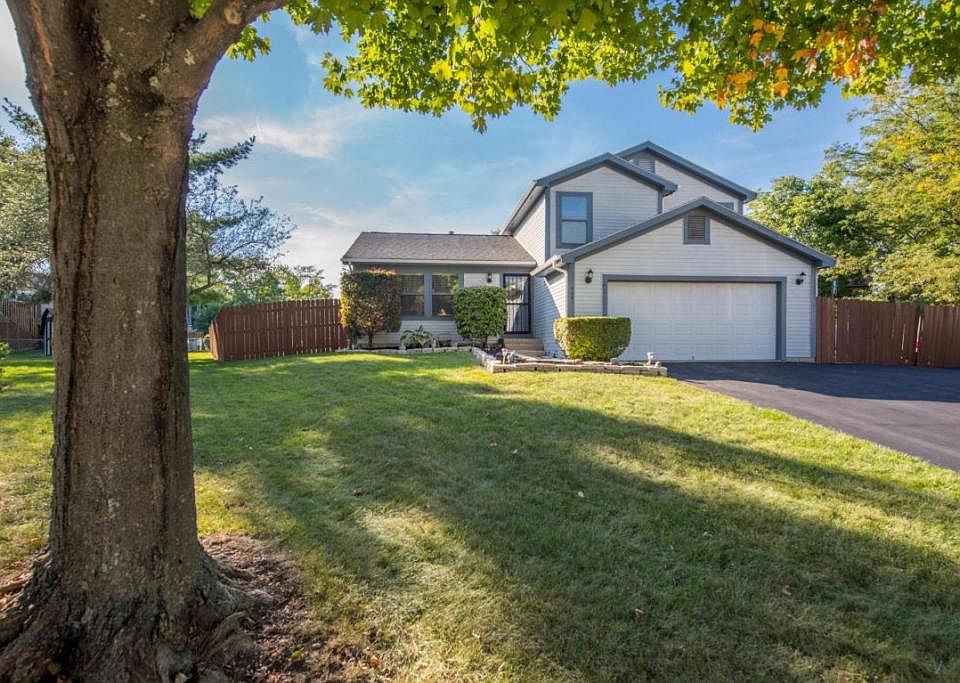 1st image of 909 Gosfield Gate Ct