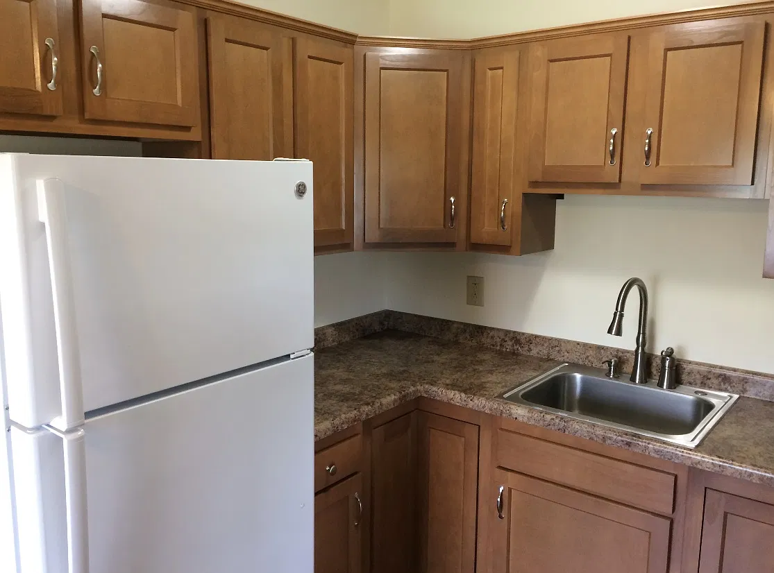 2 bed, 670 sqft, $875 — Photo 1
