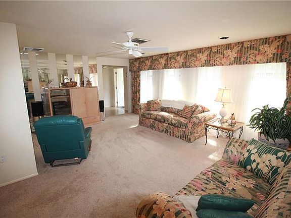 3rd image of 2720 Lemon Ave