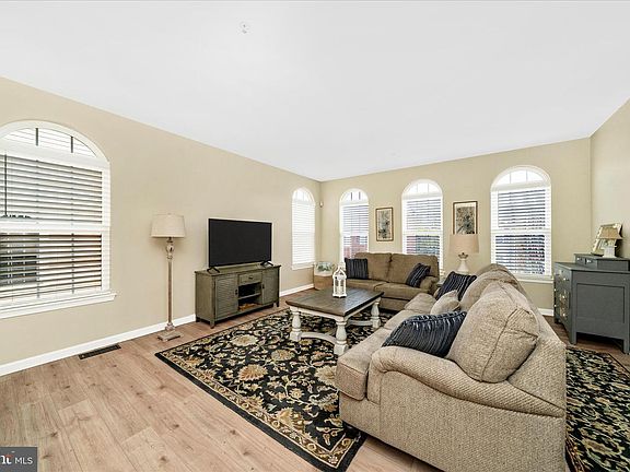 5th image of 25538 Joy Ln