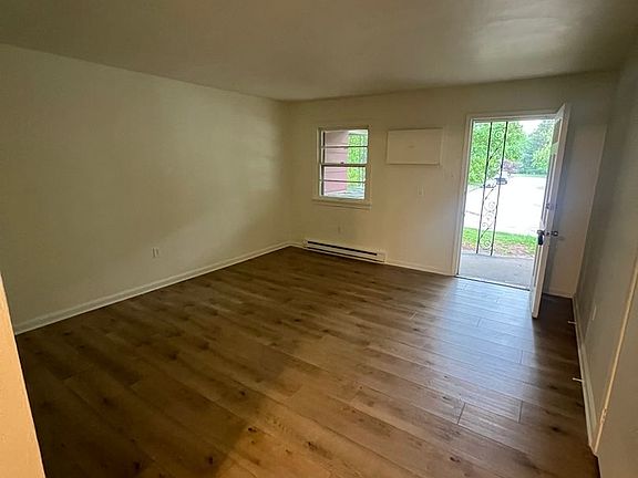 3rd image of 1-30 Kenalcon Dr #29