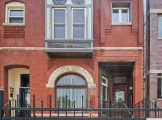 425 E 41st St #2, Chicago, IL 60653