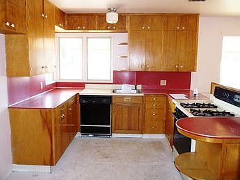 4th image of 402 Morgan St