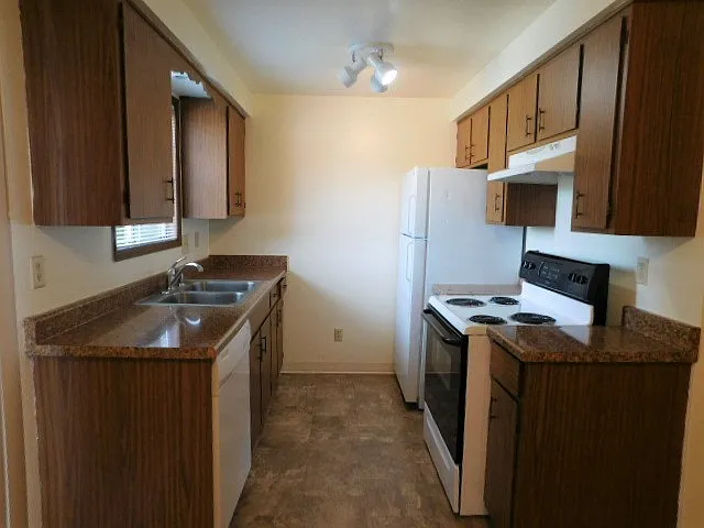 410-416 SE 7th Ave — Photo 6