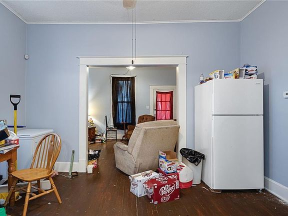 4th image of 2518 Jones St