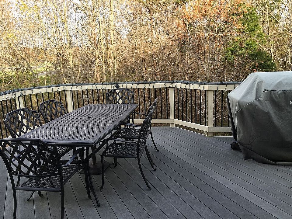 2nd image of 5709 Amelia Springs Cir