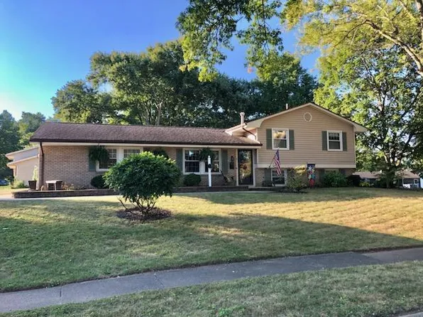11 Avon Dr, Lexington, OH 44904