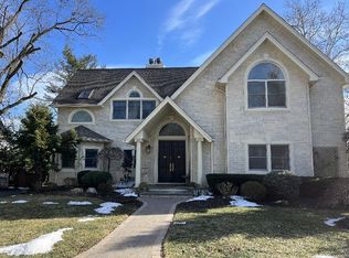 681 Mildred St, Teaneck, NJ 07666