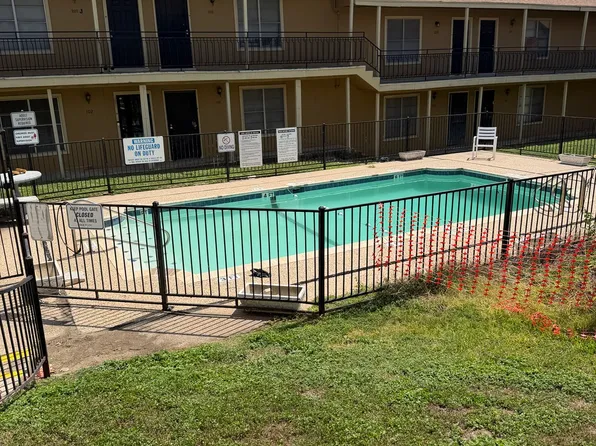 911 VANCE JACKSON RD #101, San Antonio, TX 78201