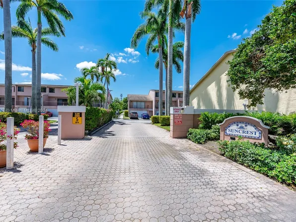 8661 SW 154th Circle Pl #1F, Miami, FL 33193