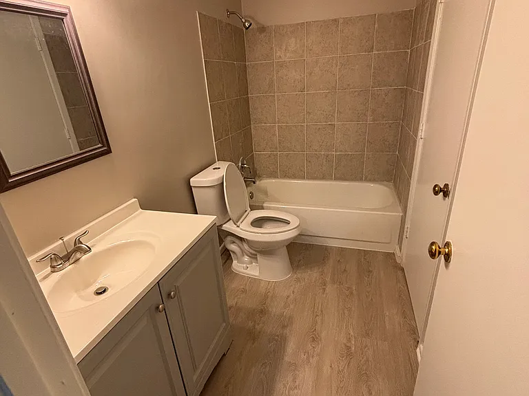 5552 Mountain Springs Cir — Photo 27