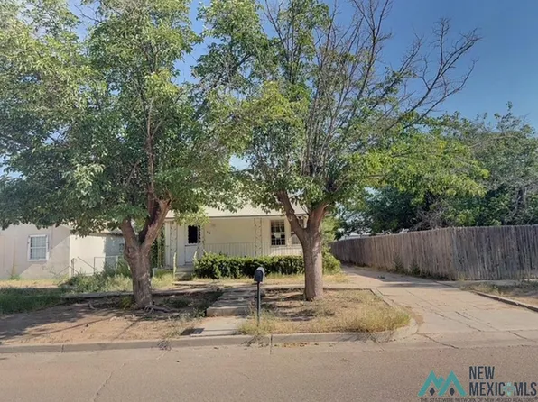 316 W Dallas Ave, Artesia, NM 88210